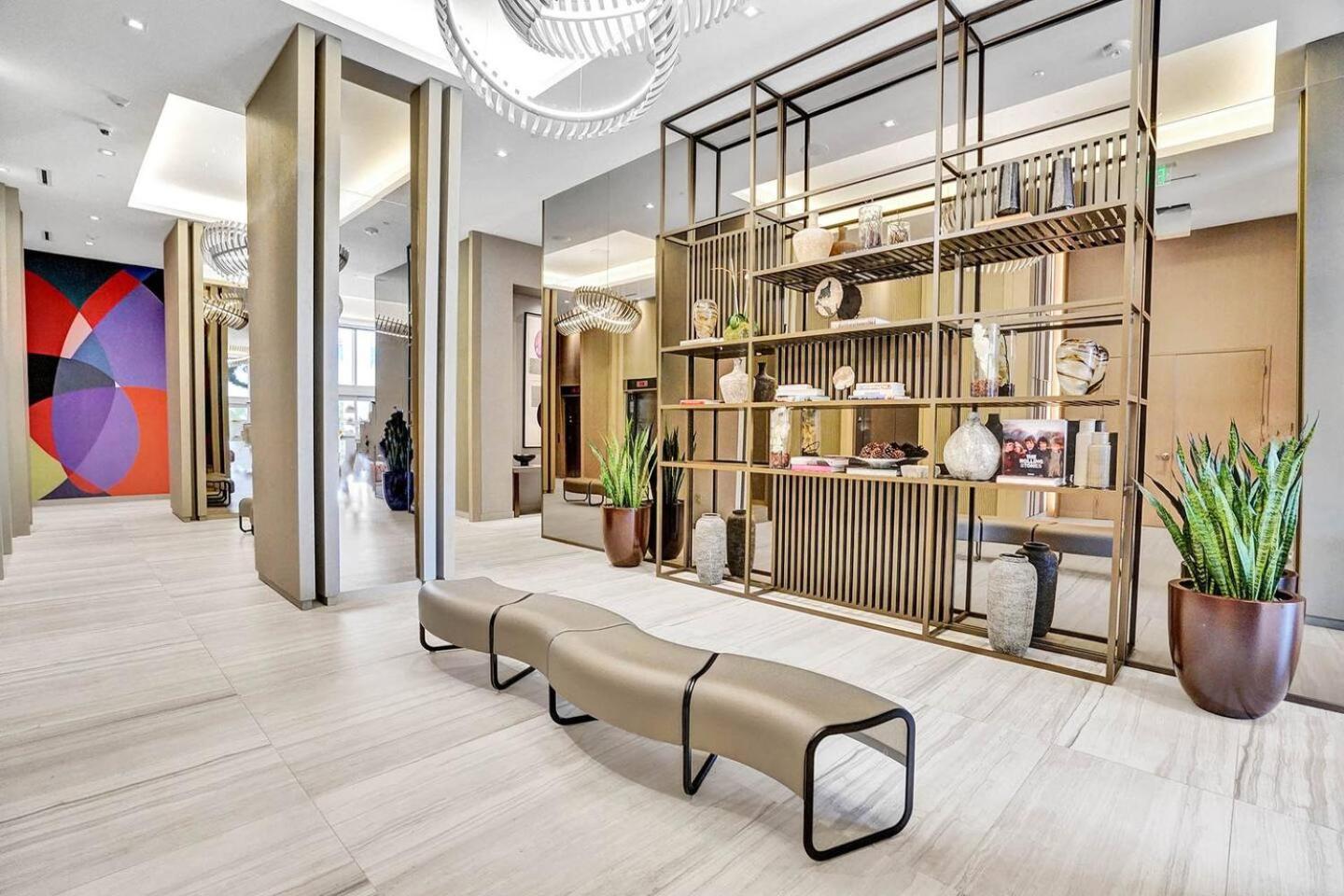 Amazing Apartments At H Beach House Hollywood Bagian luar foto